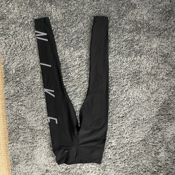 Nike leggings - Picture 1 of 1